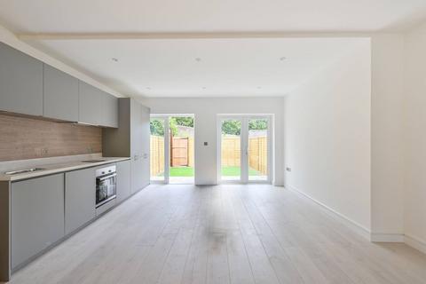 3 Chipka Street, London, E14 3LD