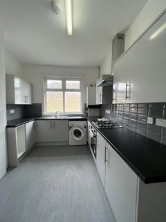 3 bedroom apartment to rent, Green Street, Upton Park, London, E13