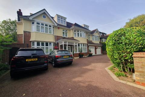 undefined, Powys Lane, Southgate
