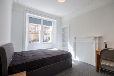 3 bedroom flat to rent - 1481L – Temple Park Crescent, Edinburgh, EH11 1HX
