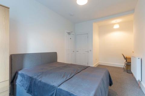 3 bedroom flat to rent - 1481L – Temple Park Crescent, Edinburgh, EH11 1HX