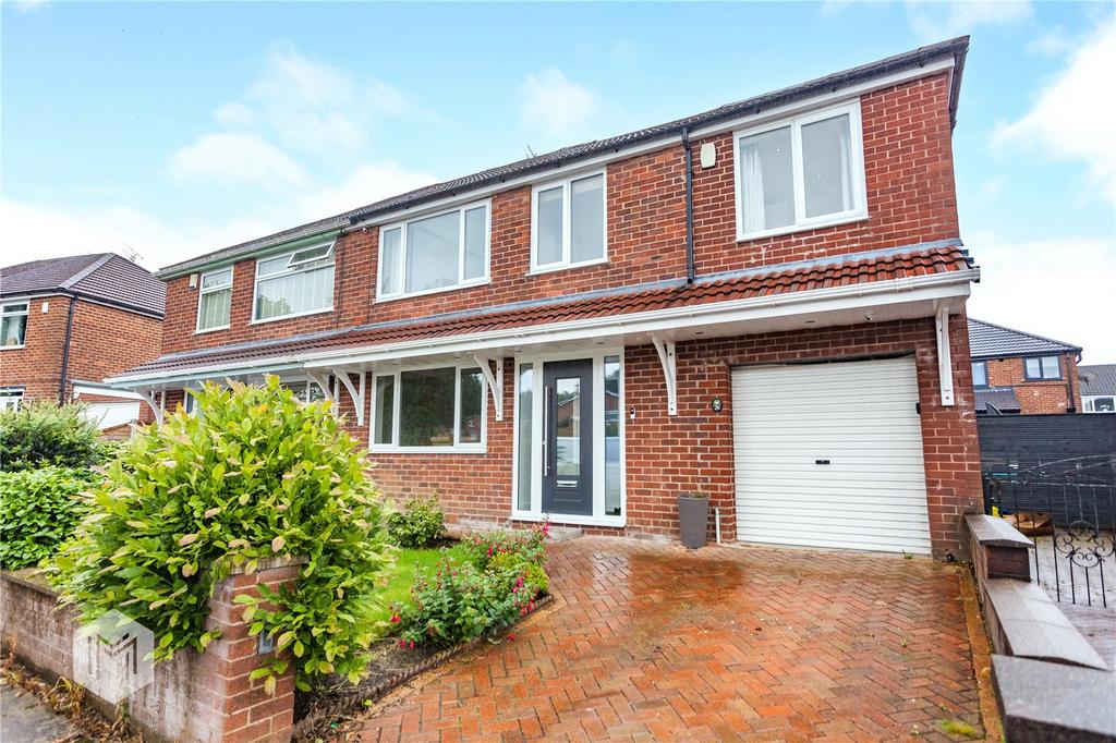 Brookside Crescent, Greenmount, Bury, Greater Manchester, BL8 4BG 4 bed