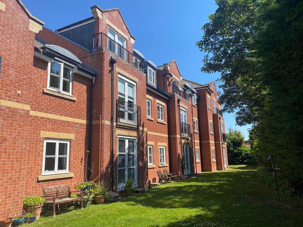 Dunelm Grange, Boldon Colliery, Tyne... 2 bed apartment £150,000