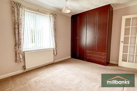 32 Edenside Drive, Attleborough, NR17 2EL