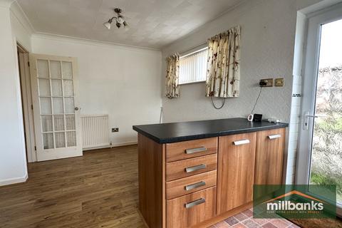 32 Edenside Drive, Attleborough, NR17 2EL