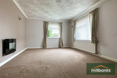 32 Edenside Drive, Attleborough, NR17 2EL