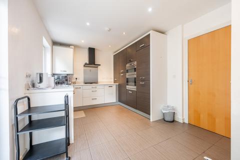 3 bedroom townhouse to rent, Craigend Close, Anniesland, Glasgow, G13 2TZ