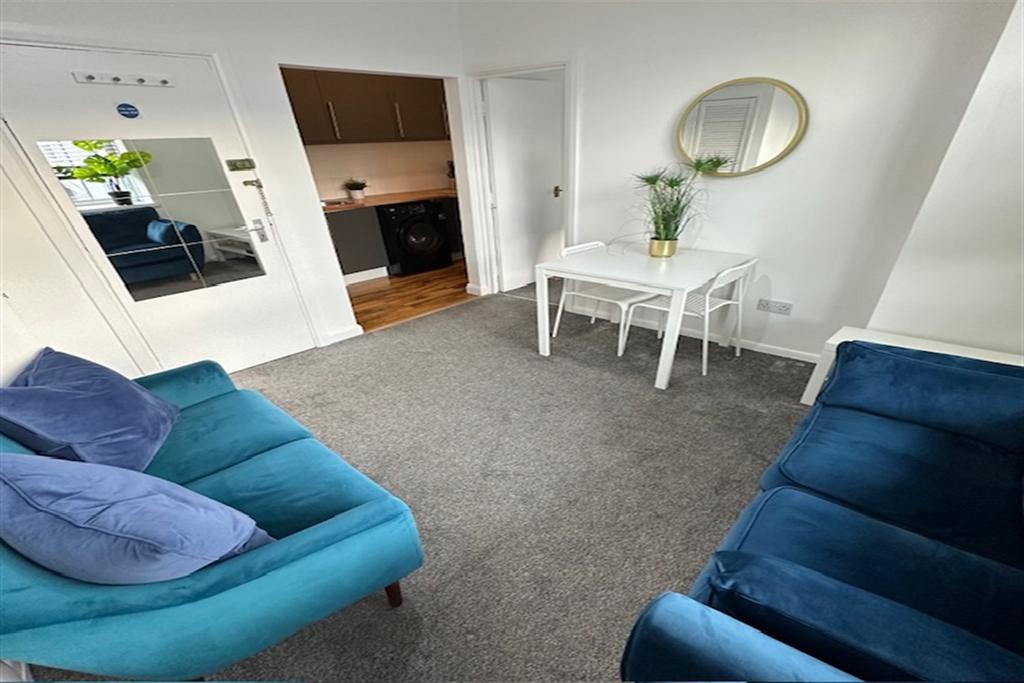 House in Cardiff - View 3