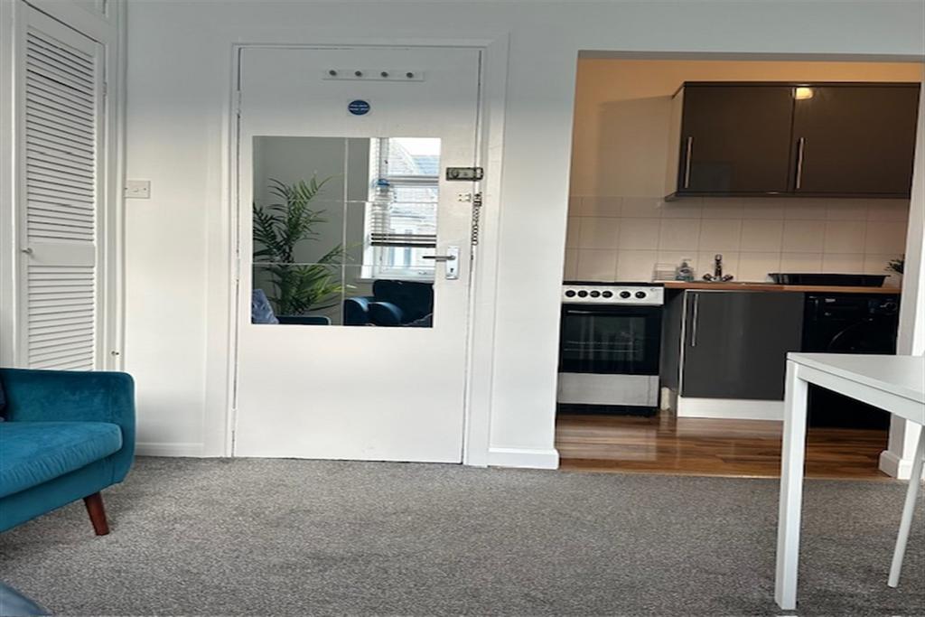 House in Cardiff - View 4