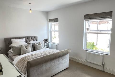 2 bedroom end of terrace house for sale, Queen Street, Castlefields, Shrewsbury, Shropshire, SY1