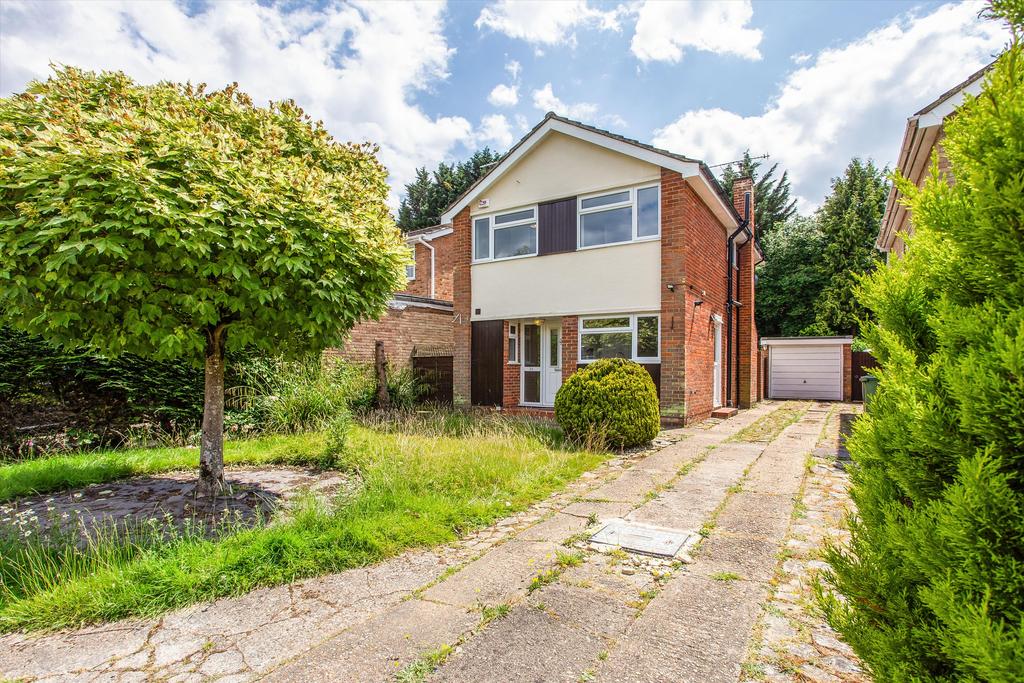 Audley Way, Ascot, Berkshire, SL5 3 bed detached house for sale £525,000