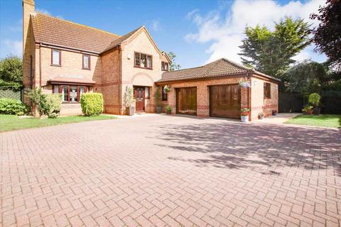 5 bedroom detached house for sale, The Hardings, Welton, Lincoln