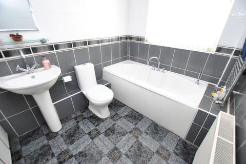 4 Cenarth Drive, Aberdare, CF44 0NH
