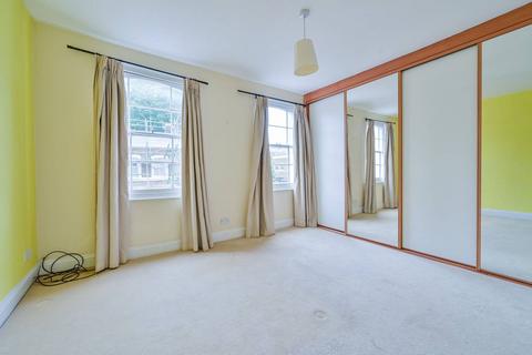 2 bedroom terraced house to rent - Baring Street, Islington, London, N1