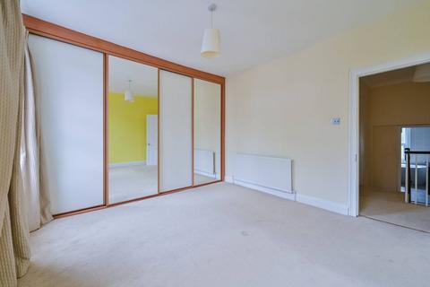 2 bedroom terraced house to rent - Baring Street, Islington, London, N1