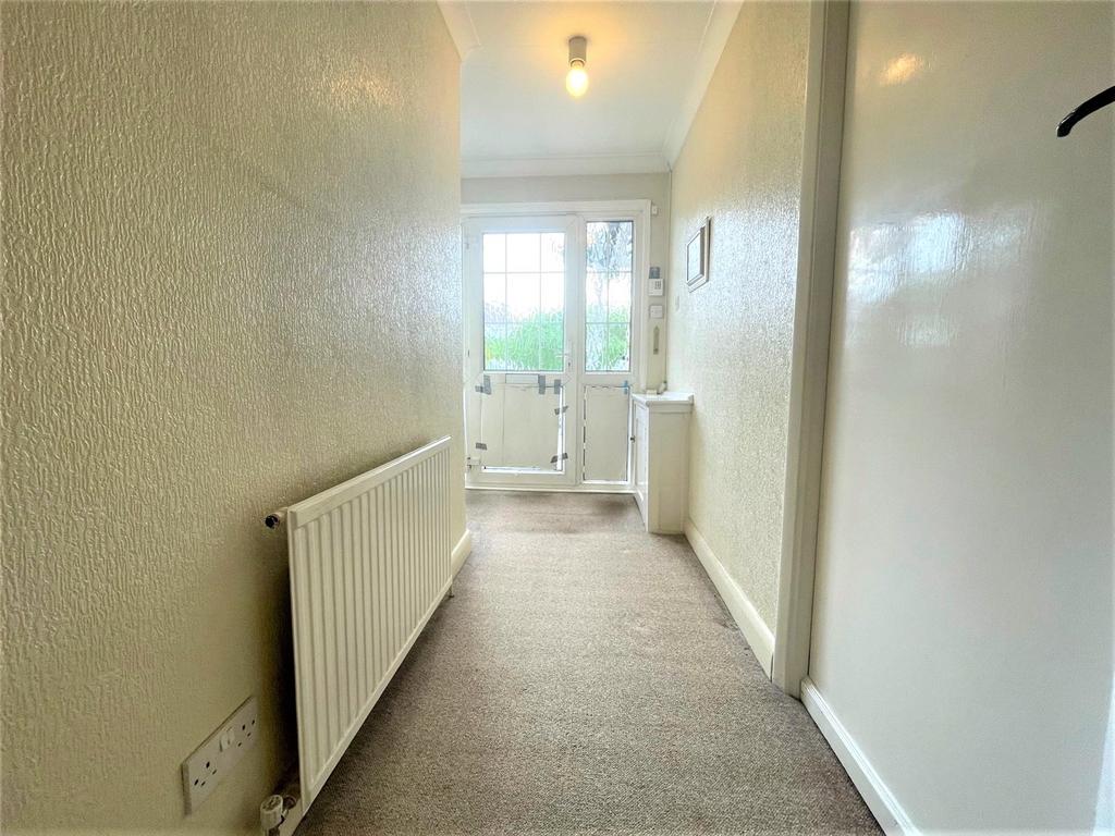 Lingfield Crescent, Eltham, London, SE9 3 bed bungalow for sale £475,000