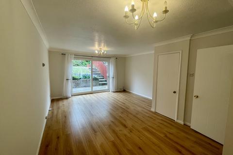 56 Aveling Close, Purley, CR8 4DW