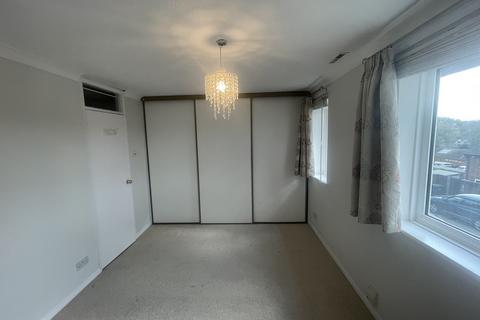 56 Aveling Close, Purley, CR8 4DW