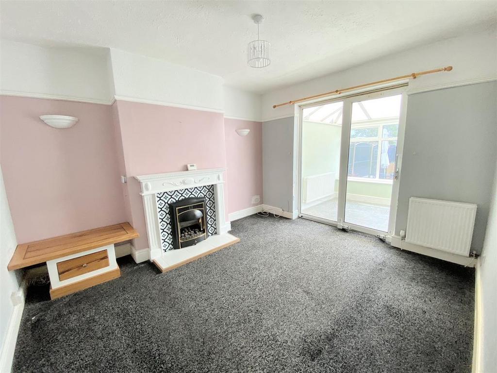 Moss Lane, Orrell Park, Bootle 3 bed semidetached house for sale £