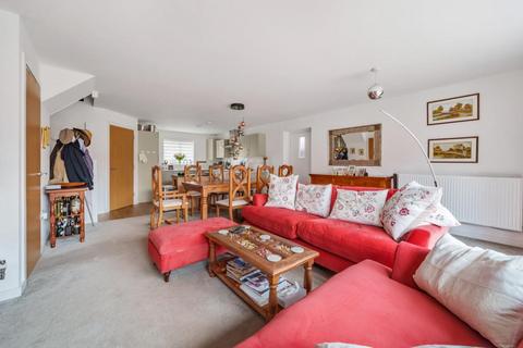 38 Garnstone Drive, Weobley, Hereford, HR4 8TH
