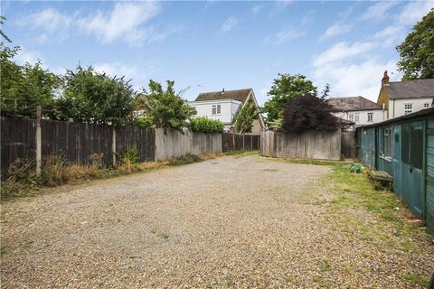 6 bedroom end of terrace house for sale - French Street, Sunbury-on-Thames, Surrey, TW16