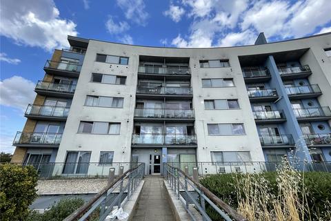 2 bedroom penthouse to rent, Tideslea Path, London, SE28