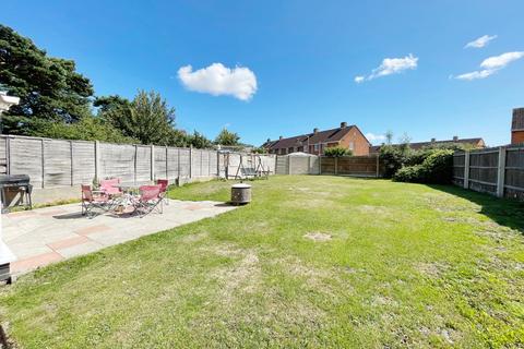 13 Draper Road, Bournemouth, BH11 8BE