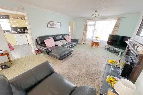 13 Draper Road, Bournemouth, BH11 8BE