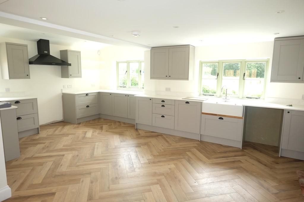 Horsford, Norwich, Norfolk 5 bed farm house £3,000 pcm (£692 pw)