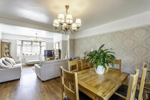 27 Holly Road, Retford, DN22 6BE