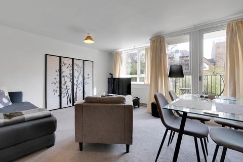 undefined, Kelvin Road, London, N5