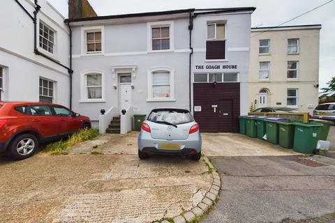 3 bedroom apartment for sale - Dover Road, Folkestone