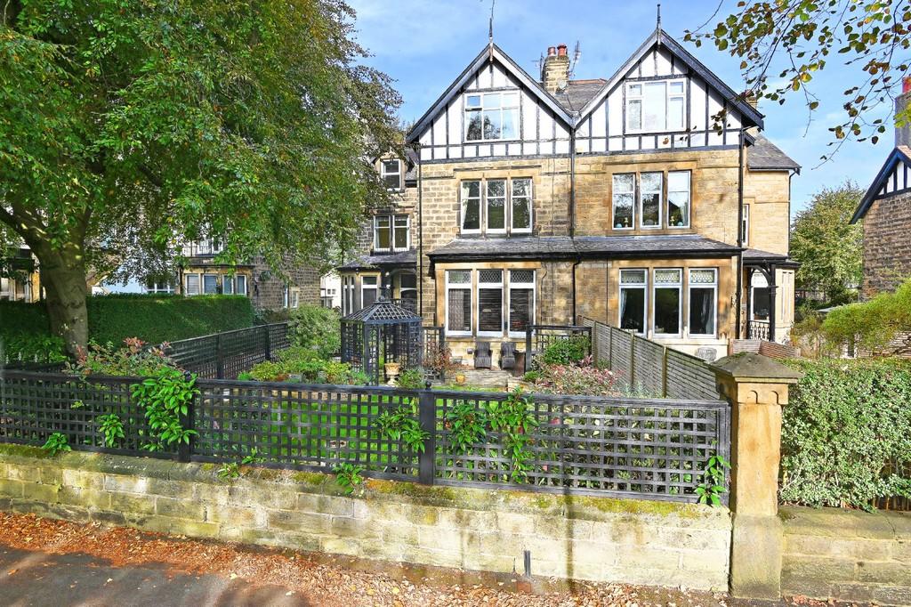 Langcliffe Avenue, Harrogate 2 bed apartment for sale £380,000