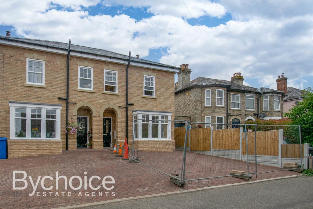 Acton Lane, Sudbury 3 bed semidetached house for sale £345,000