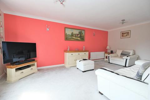 3 Longbury Close, Orpington, BR5 2LB