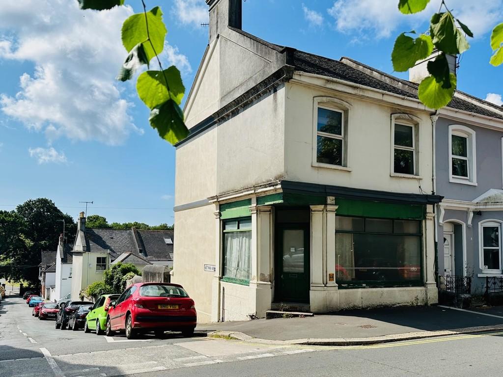 Wilton Street, Millbridge, Plymouth 4 bed end of terrace house £200,000