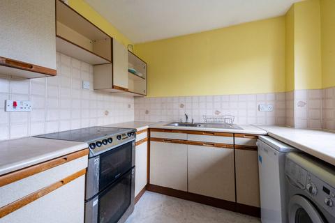 2 bedroom flat to rent, Anthony Road, South Norwood, London, SE25