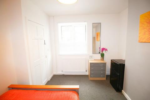 1 bedroom in a house share to rent, 10 Goldsmith Walk, St Giles, Lincoln, Lincolnshire, LN2 4JW