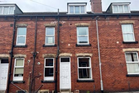2 bedroom terraced house to rent, Spring Grove View, Hyde Park, Leeds, LS6