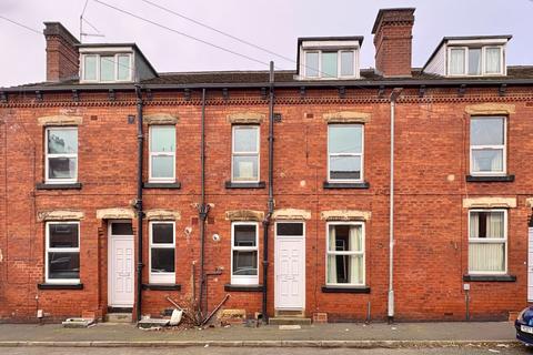 2 bedroom terraced house to rent, Spring Grove View, Hyde Park, Leeds, LS6