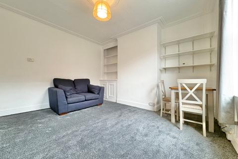 2 bedroom terraced house to rent, Spring Grove View, Hyde Park, Leeds, LS6