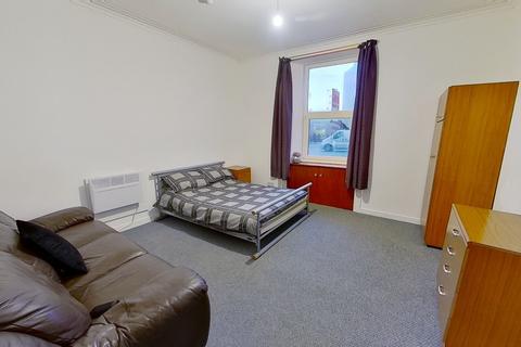 1 bedroom flat to rent, James Street, Peterhead, Aberdeenshire, AB42