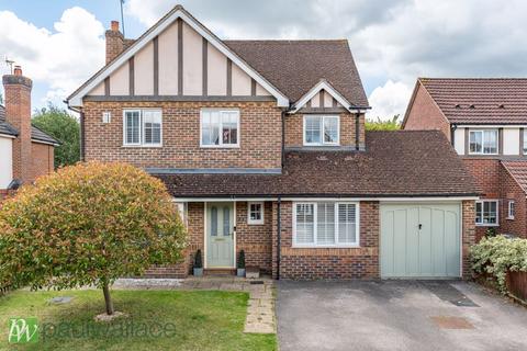 12 Lanthorn Close, Broxbourne, EN10 7NR