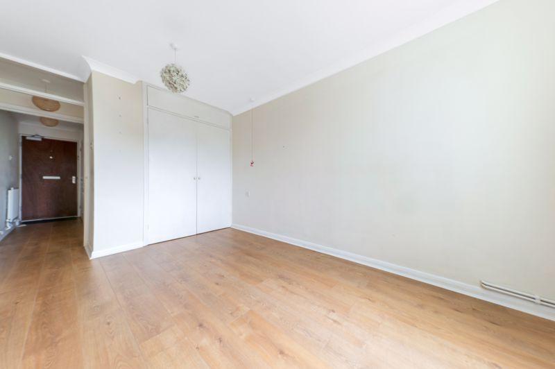 Bedroom / Cupboard