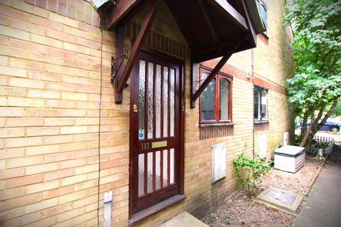 111 Boscombe Road, Worcester Park, KT4 8PJ