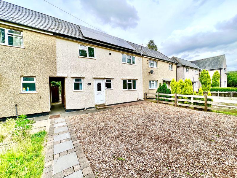 Avenue Road, Coalville 2 bed terraced house for sale £140,000