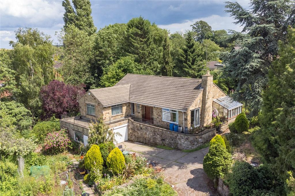 Crabtree Hill, Collingham, Leeds, LS22 3 bed bungalow for sale £675,000
