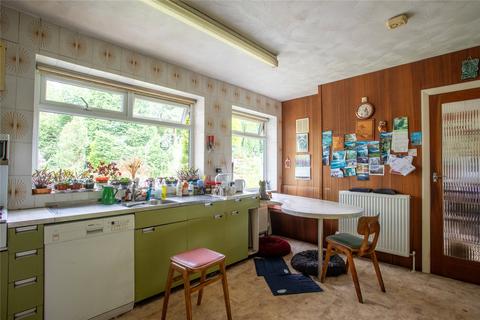 Saas-fee Crabtree Hill, Collingham, Wetherby, LS22 5AD