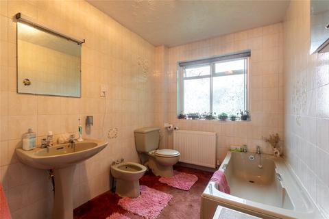 Saas-fee Crabtree Hill, Collingham, Wetherby, LS22 5AD