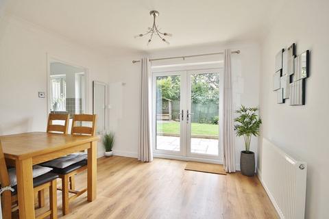 26 Oxlease, Witney, OX28 3QX